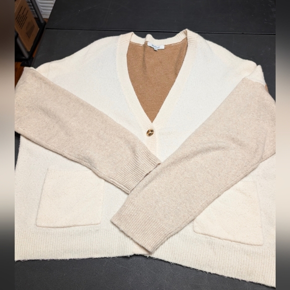 Madewell Short Kent Ex Boyfriend Heather Timber Cream and Tan Cardigan Sweater - Picture 4 of 14